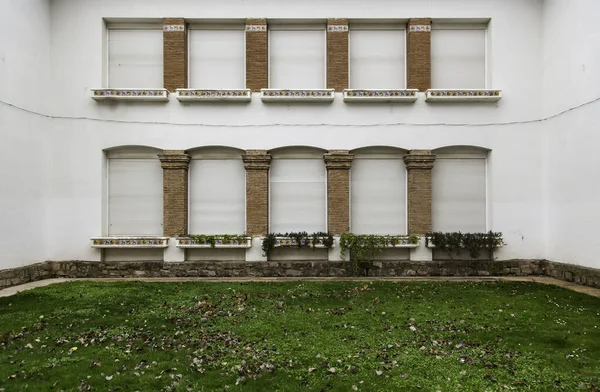 Old Facade Windows Detail Architecture Construction — Stock Photo, Image