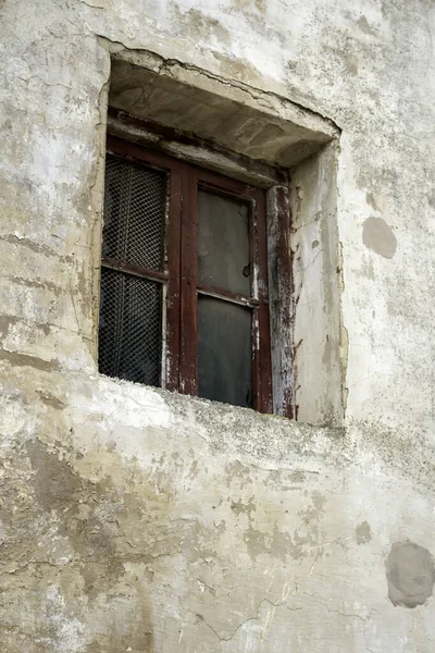 Rustikales Fenster Mit Bars Stadthaus Bau Und Architektur — Stockfoto