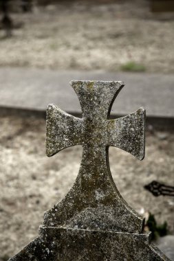 İspanya 'da mezarı olan bir mezarlık, dini sembol.