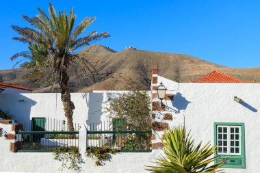 Tipik Kanarya stil Beyaz Saray Tefia Köyü, Fuerteventura, Kanarya Adaları, İspanya kırsal alanda