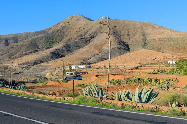 Campos Viales Agrícolas Zona Rural Del Pueblo Tefia Fuerteventura Islas — Foto de Stock