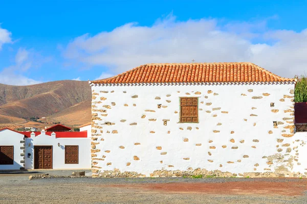 카나리아 스페인의 지역에서 카나리아 스타일으로 지어진 전형적인 화이트 하우스 — 스톡 사진