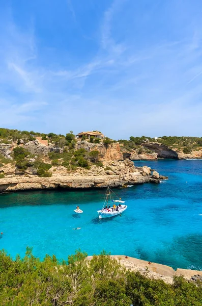 Vissersboot Zee Baai Van Cala Llombards Eiland Mallorca Spanje — Stockfoto