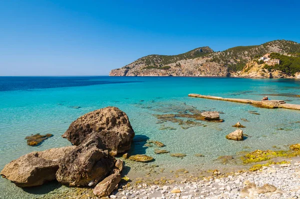 Görünümü güzel plaj Camp de Mar, Mayorka Adası, İspanya