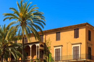 Tarihi binalar içinde eski şehir, Palma de Mallorca, İspanya