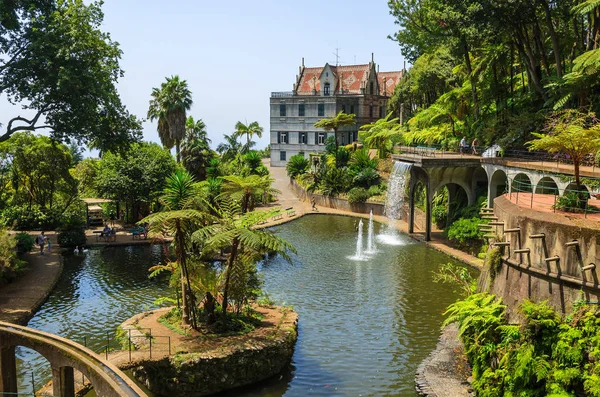 Monte tropik bahçeler içinde Funchal kasaba, Madeira Adası, Portekiz