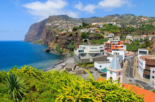 葡萄牙马德拉岛沿岸的卡波 Girao 悬崖全景 — 图库照片