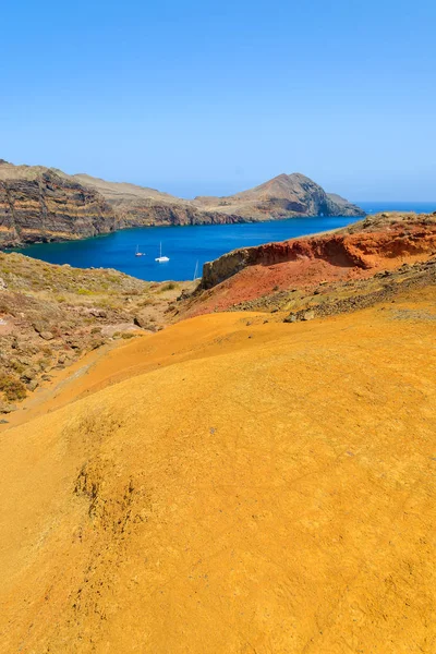 Gula Vulkaniska Jorden Vandringsleden Punta Sao Lourenco Halvön Madeira Portugal — Stockfoto