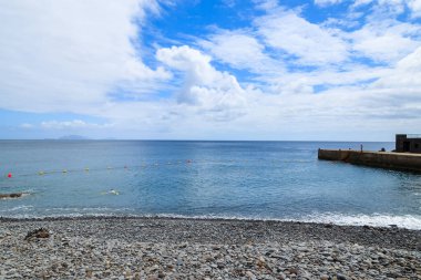 Güzel bir plaj sahil Madeira Adası, Portekiz
