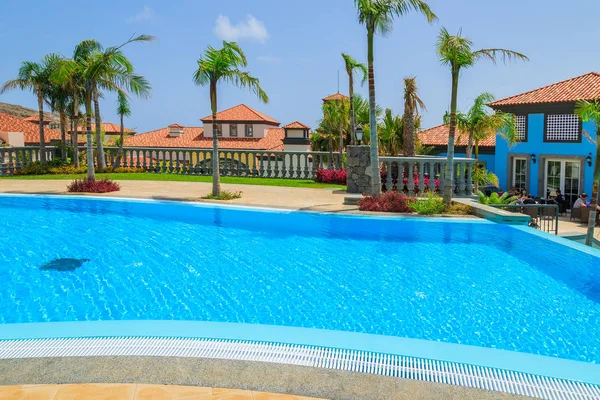 Ostrov Madeira Portugalsko Srpen 2013 Bazén Luxusní Vily Hotelu Pobřeží — Stock fotografie