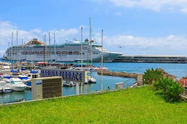 Funchal Port Madeira Island Aug 2013 Cruise Ship Sea Funchal — Stock Photo, Image