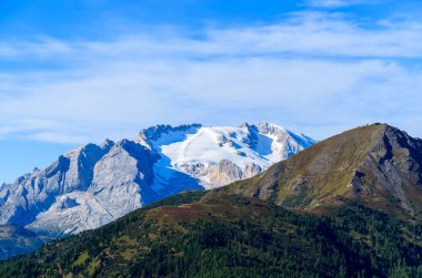 Görünüm Marmolada buzulun Dolomites dağlar, İtalya