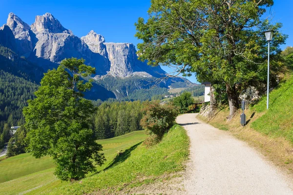 Caminho Colfosco Para Vila Villa Hora Verão Dolomites Mountains Itália — Fotografia de Stock