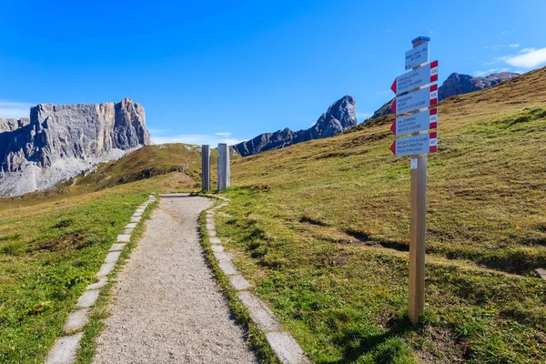 Pěší Cesty Pohoří Dolomity Passo Giau Itálie — Stock fotografie