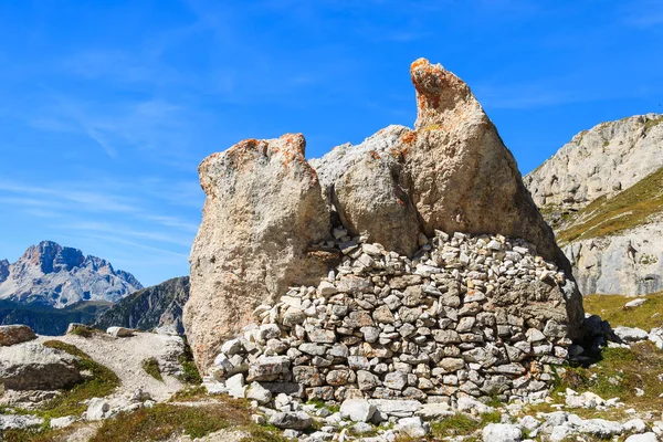 Rocks Stones Tre Cime Lavaredo Trekking Path Dolomites Mountains Italy — Stock Photo, Image