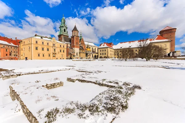 Βασιλικό Κάστρο Wawel Ηλιόλουστη Χειμωνιάτικη Ημέρα Κρακοβία Πολωνία — Φωτογραφία Αρχείου