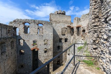 Ogrodzieniec Bahar, Polonya Krakow yakınındaki güzel Şato