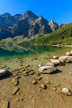 Yeşil su dağı Morskie Oko Gölü, Tatra Dağları, Polonya