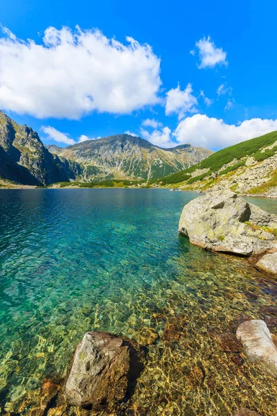 Vackra Czarny Staw Sjön Sommar Tatrabergen Polen — Stockfoto