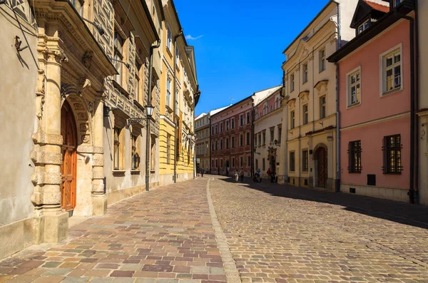Kanonicza Street, Krakow, Polonya tarihi evleri