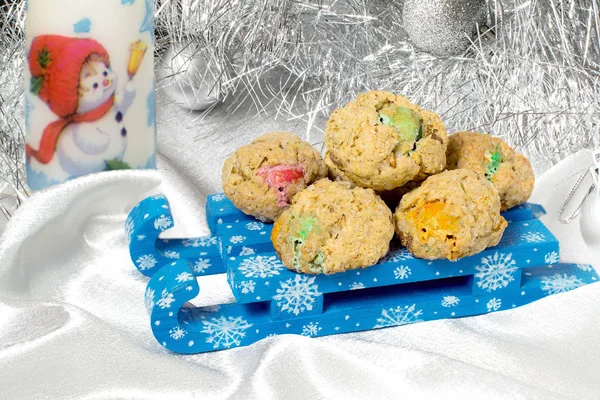 Вкусное овсяное печенье на санях на Рождество — стоковое фото