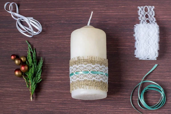 Velas de decoración navideña con tus propias manos. Etapa 4 — Foto de Stock