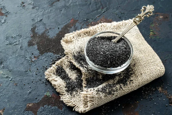 特別役に立つ黒コストロマ塩 (ロシア) — ストック写真