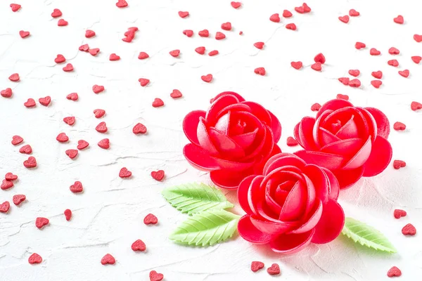 Sweet decoration: wafer roses and sugar hearts — Stock Photo, Image