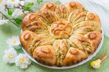 Çiçek şeklinde orijinal festival kek 