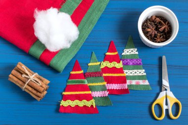 Aromatik Noel ağacı poşet yapma. Noel hediyesi. Adım 3