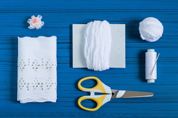 Making Christmas angel. Step 2 