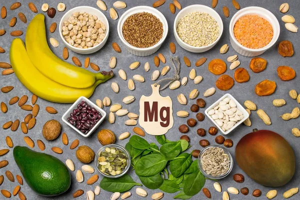 Food is source of magnesium (Mg) — Stock Photo, Image