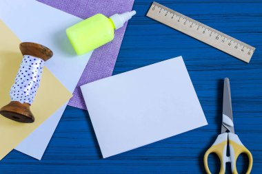 Paskalya tebrik kartı yapmak. Adım 2 