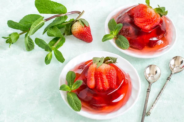 Delicious strawberry jelly with whole berries — Stock Photo, Image