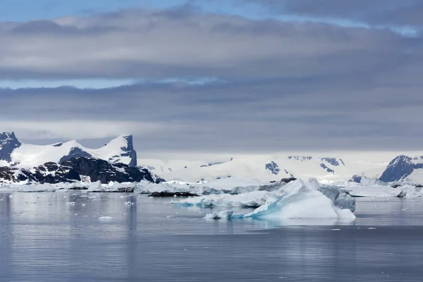 南极洲海岸 — 图库照片