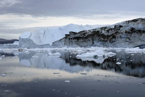 Sarkvidékek Föld Jéghegyek Különböző Formák Méretek Éghajlati Változások Növekedés Átlagos — Stock Fotó