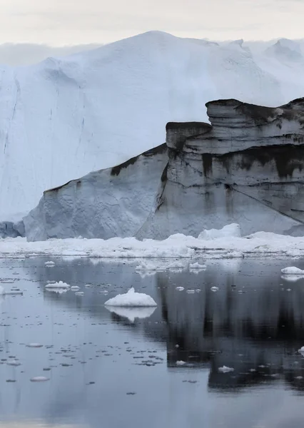 Regiones Polares Tierra Icebergs Varias Formas Tamaños Cambios Climáticos Crecimiento —  Fotos de Stock