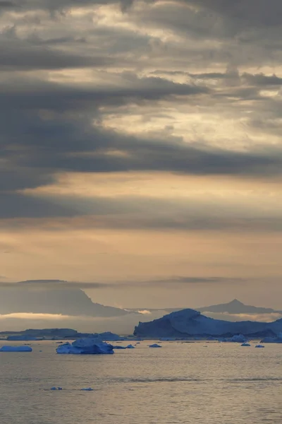 Regioni Polari Della Terra Iceberg Varie Forme Dimensioni Cambiamenti Climatici — Foto Stock
