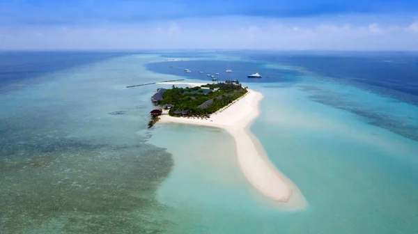 Tropische Eilanden Atollen Schieten Vanuit Drone Pure Turquoise Wateren Van — Stockfoto