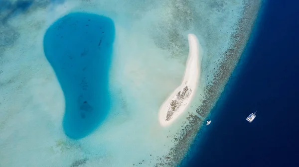 Ilhas Tropicais Atóis Disparar Drone Puras Águas Azul Turquesa Oceano — Fotografia de Stock