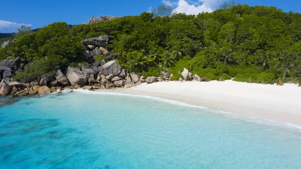 Tropischen Regionen Des Planeten Seychellen Schüsse Aus Der Drohne Türkisfarbenes — Stockfoto