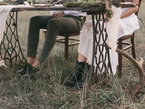 Kaki dari pasangan yang indah — Stok Foto