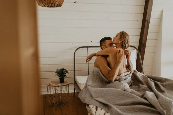 Beautiful Loving Couple Kissing Bed — Stock Photo, Image