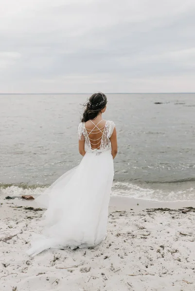Noiva Vestido Casamento Boêmio — Fotografia de Stock