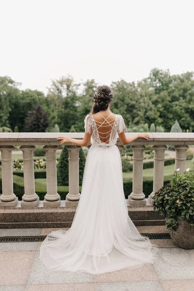 Pengantin Dalam Gaun Pengantin Bohemian — Stok Foto