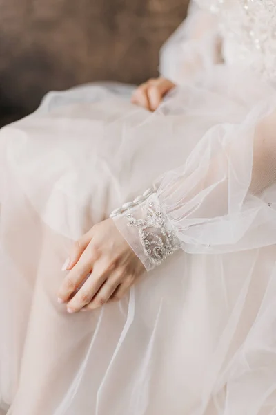 Detailní Záběr Něžné Nevěsty Ruce — Stock fotografie