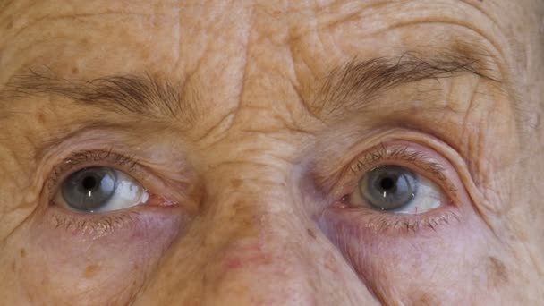 Close Shoot Face Eyes Elderly Woman Aged Years — Stock Video