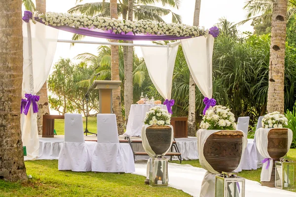 Playa al aire libre boda configuración —  Fotos de Stock