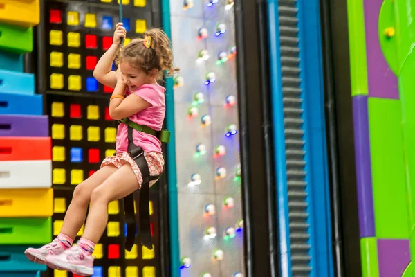 若い子の屋内ポートレート — ストック写真