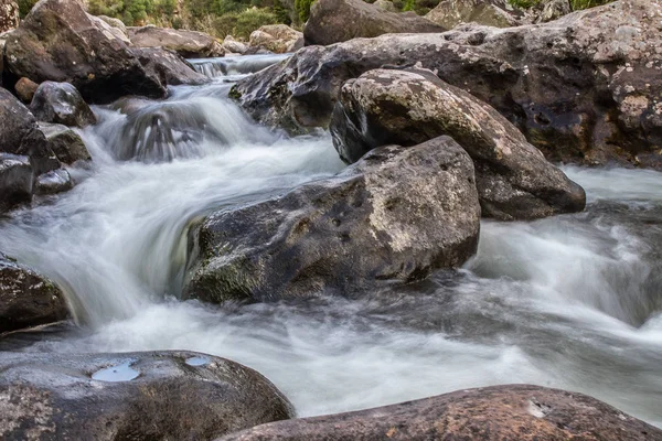 Beautiful river with rocks — Stock Photo, Image